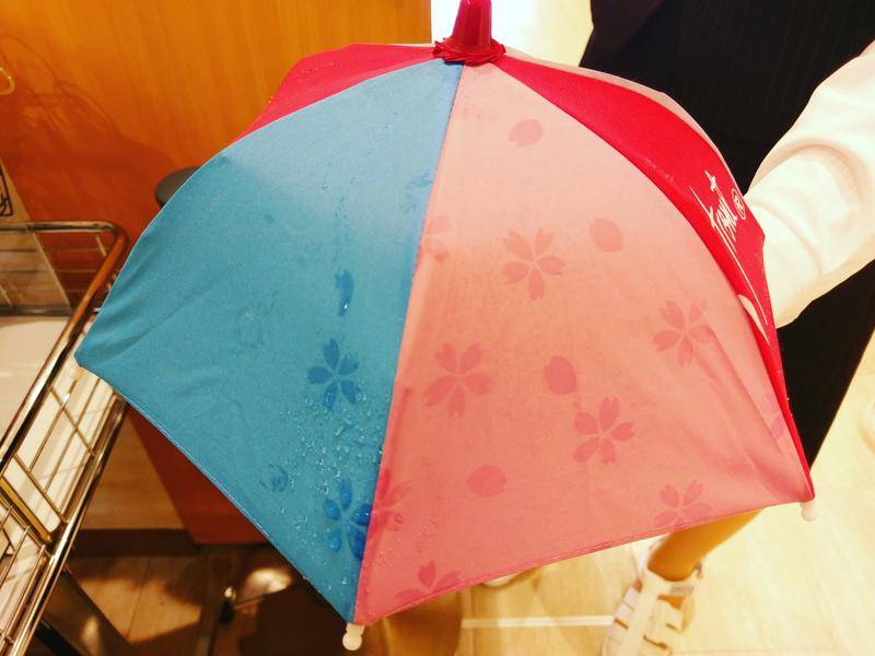 6.神奇櫻花雨傘