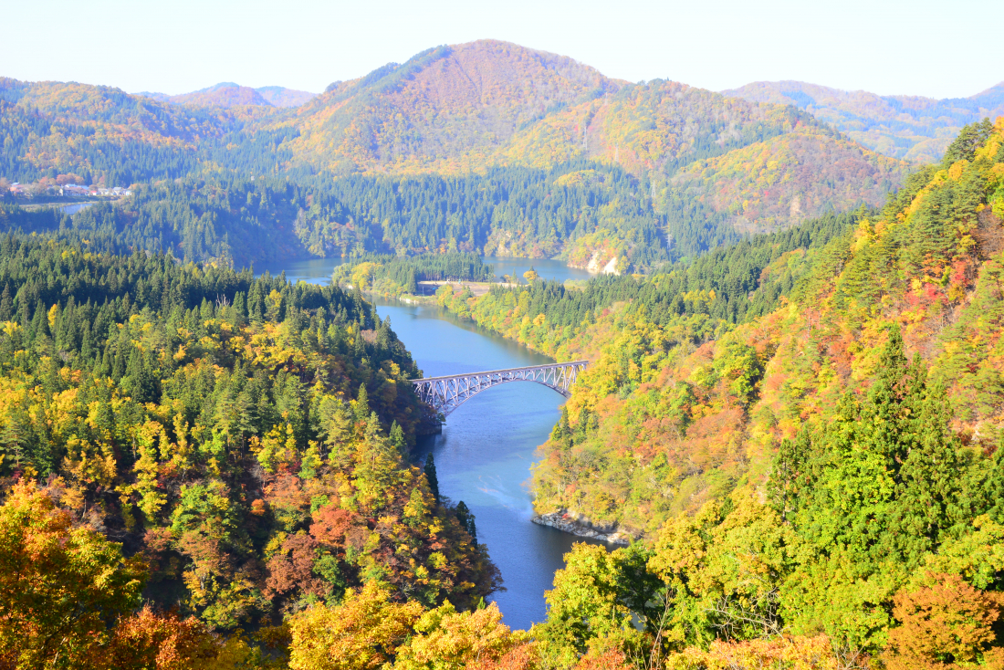 19日本全國紅葉特集 東北 絕境鐵道美景 只見線 Japankuru Japankuru 最道地的日本旅遊資訊網站