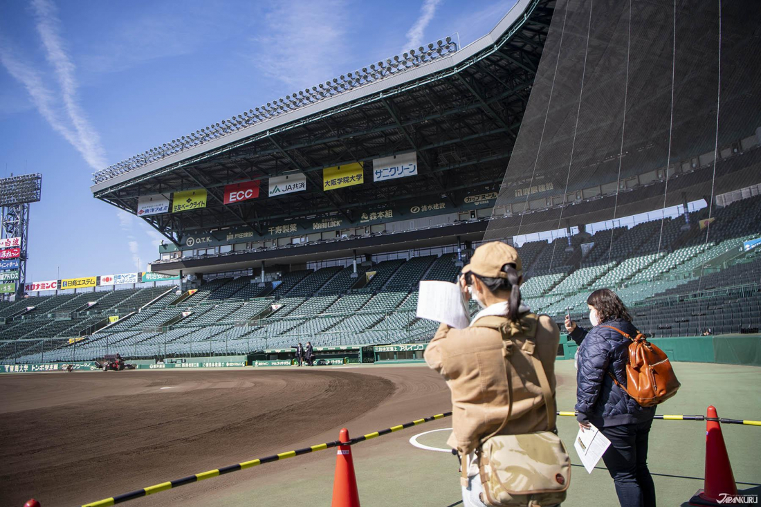 Hanshin Koshien Stadium - GaijinPot Travel