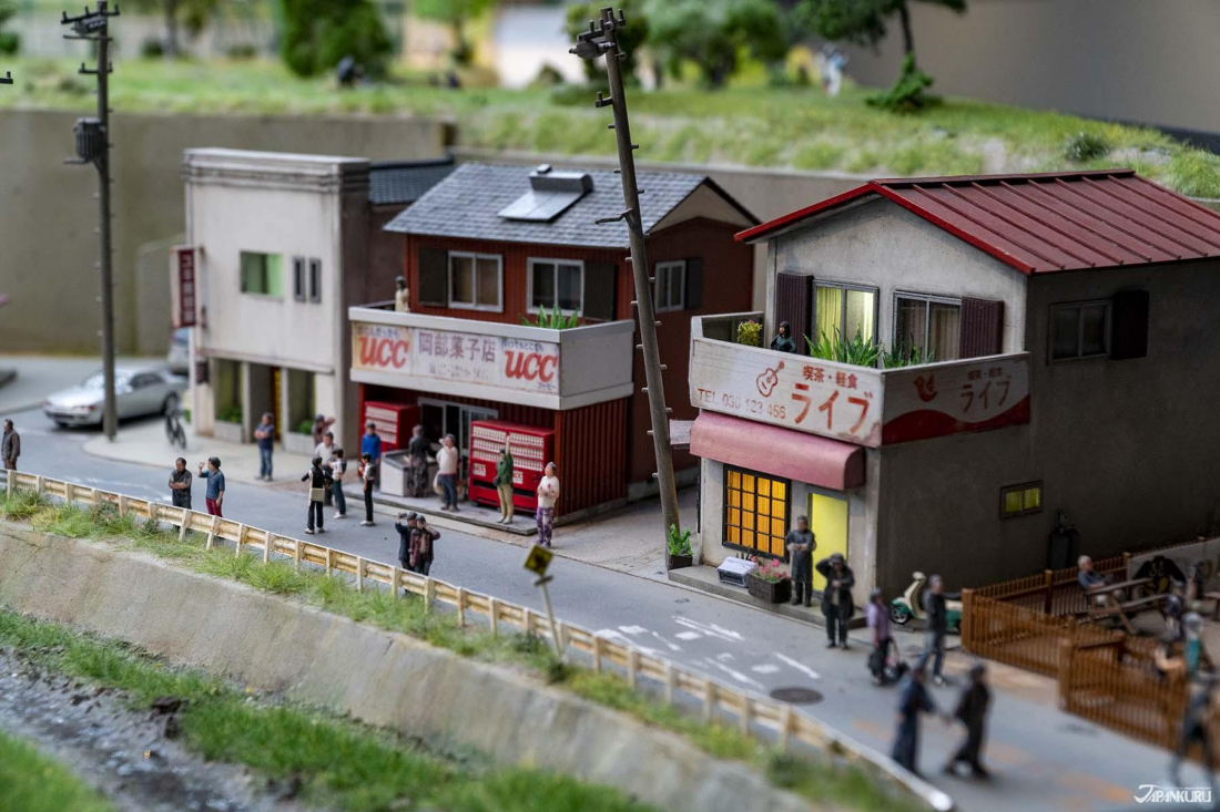 Tokyo's SMALL WORLDS Miniature Museum: A World of Miniatures in the Big ...