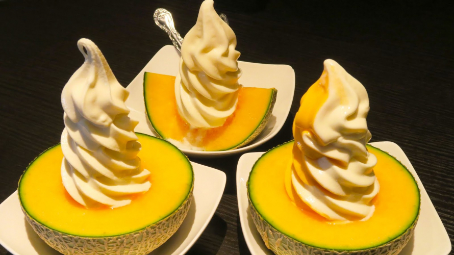 Melon Ice Cream & Hokkaido Milk Soft Serve in Otaru ・ Hokkaido for Foodies